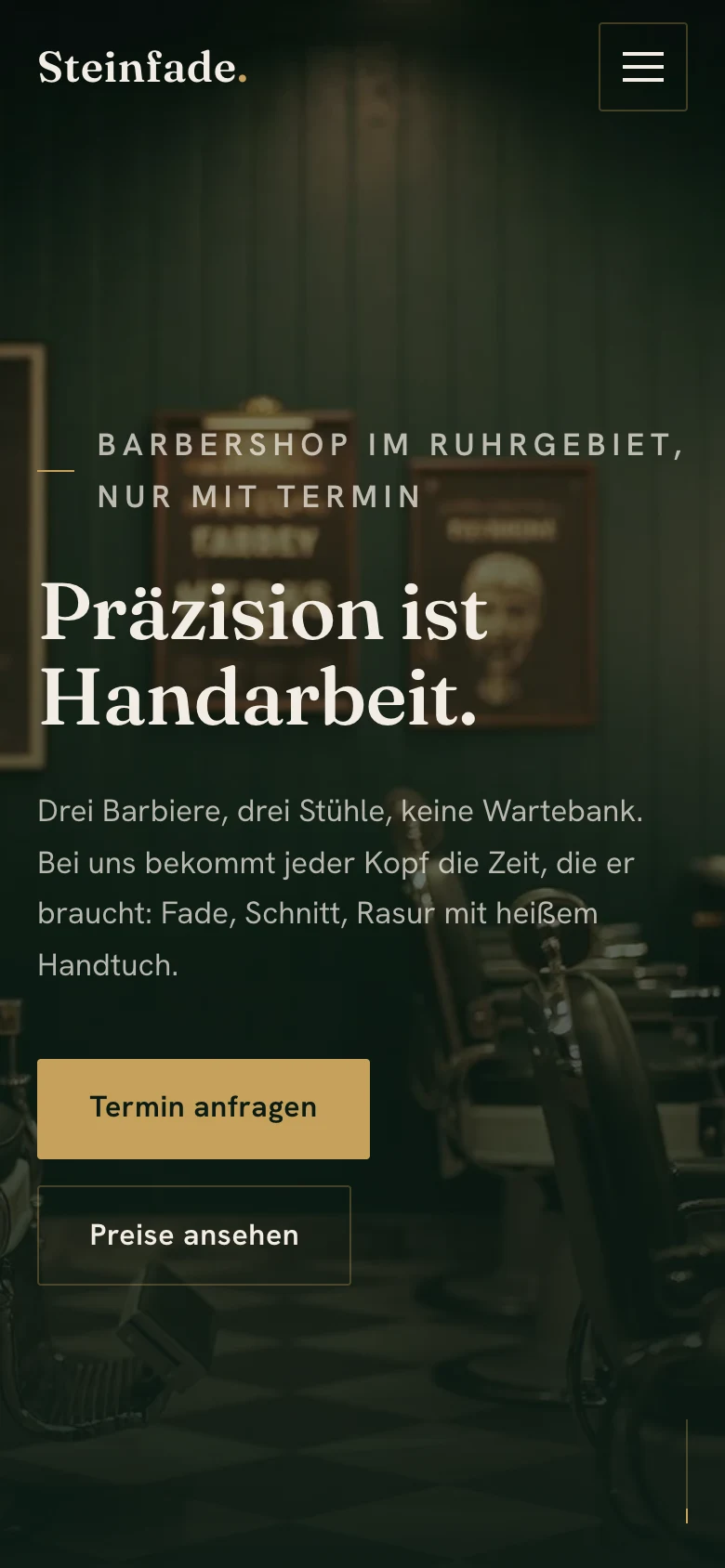 Mobile Ansicht der Barbershop-Demo Steinfade mit Buchungsknopf im ersten Bildschirm
